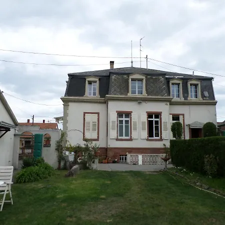 Studio-appartement à proximité d'une maison de Maître de 1904 Haguenau Extérieur photo