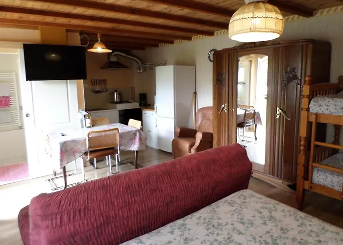Studio-Appartement A Proximite D\'Une Maison De Maitre De 1904